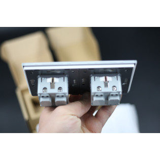 Розетка двойная с заземлением Livolo 16А розовый стекло (VL-C7C2EU-17) Розетка двойная с заземлением Livolo 16А розовый стекло (VL-C7C2EU-17)